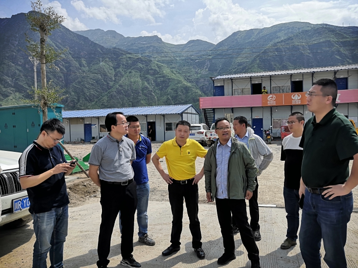奮力與時(shí)間賽跑 決戰(zhàn)會(huì)東攻堅(jiān)戰(zhàn)  ——公司總經(jīng)理徐文忠赴項(xiàng)目現(xiàn)場辦公
